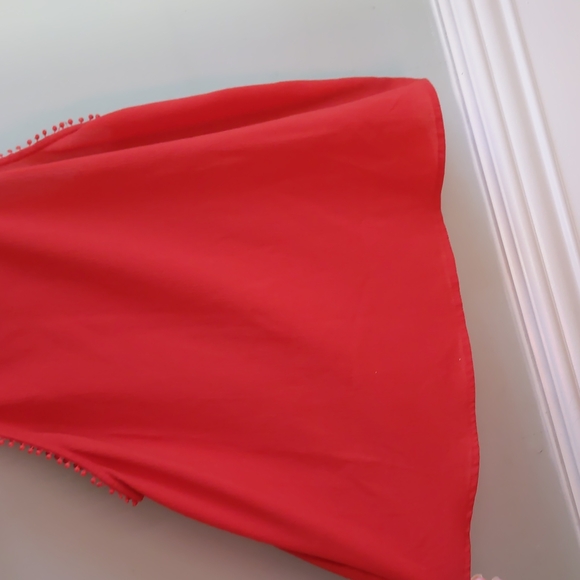 Francesca's Shell Top with lace trim detail- Large - Picture 5 of 5